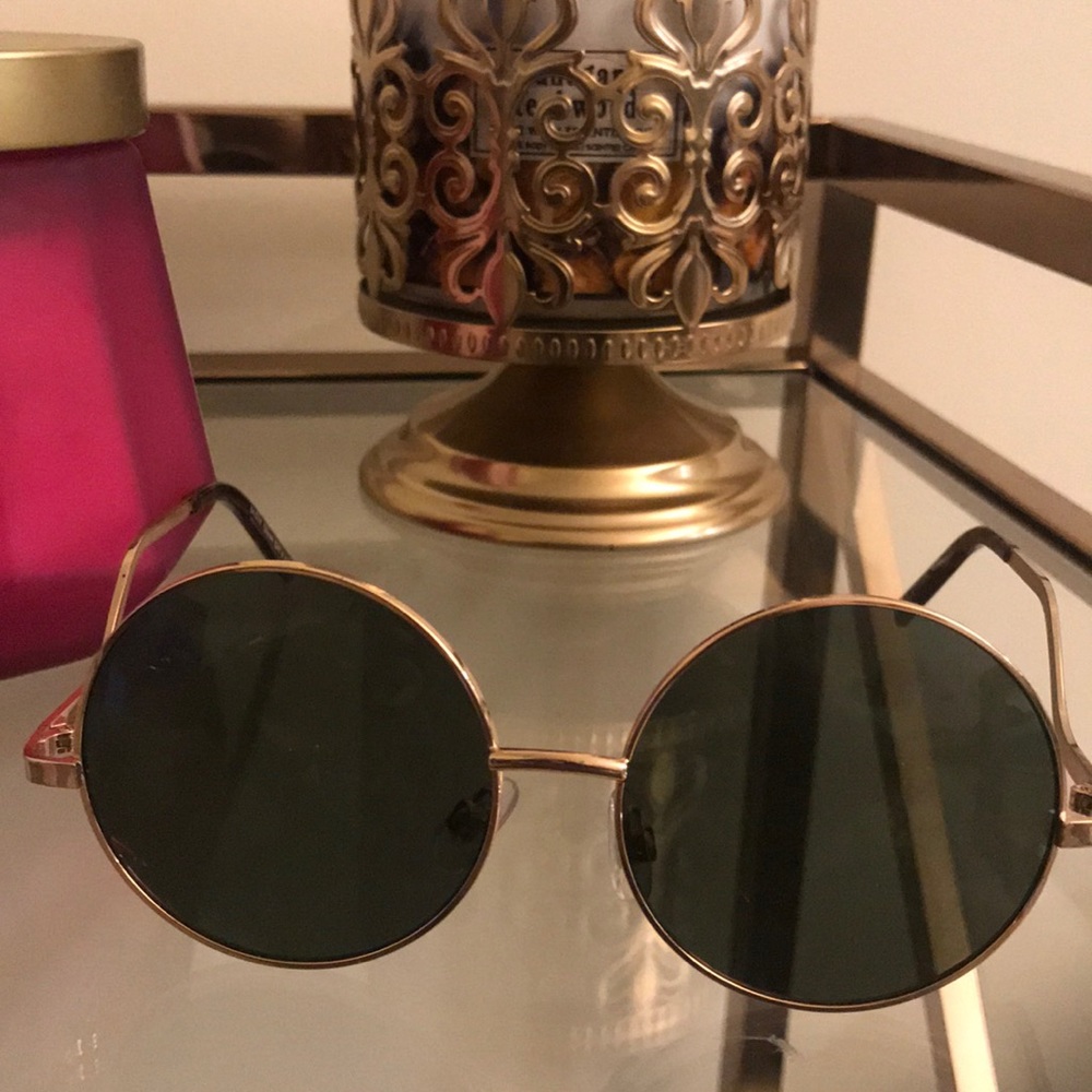 Round Frame Sunglasses